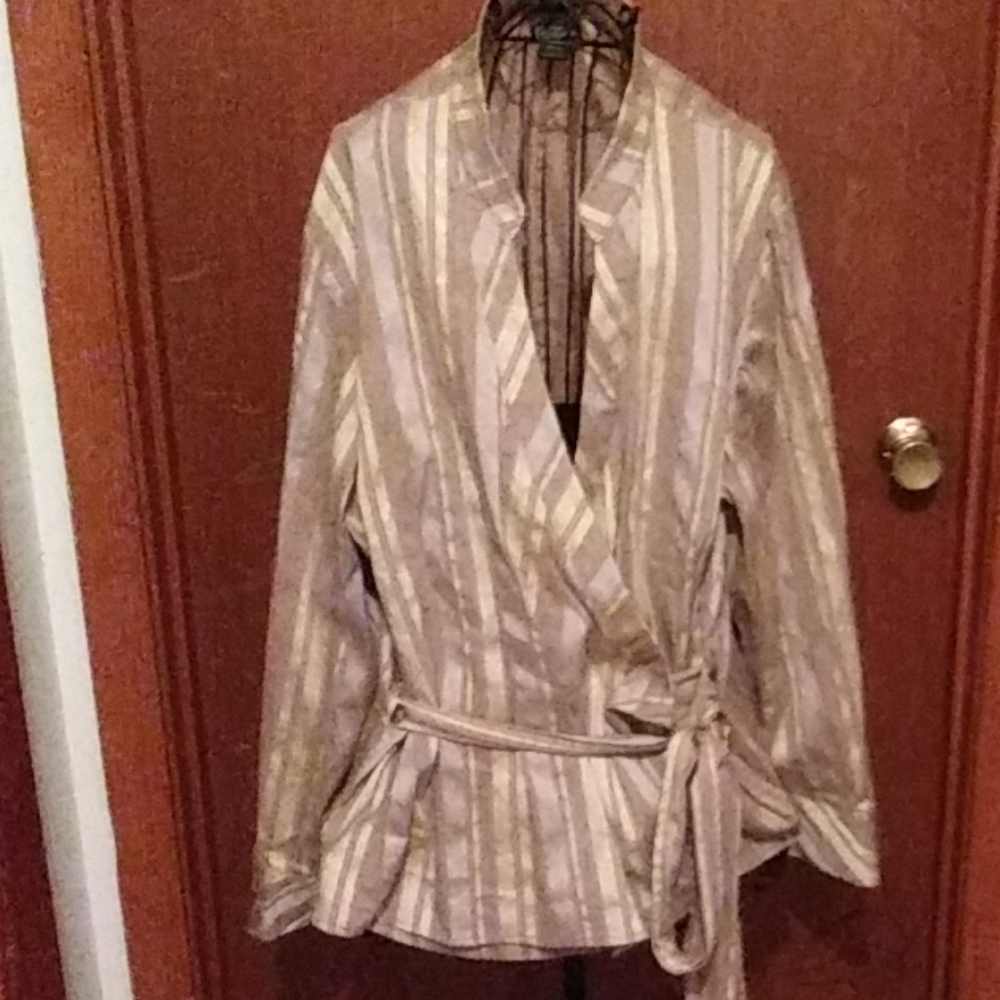 Wrap blouse